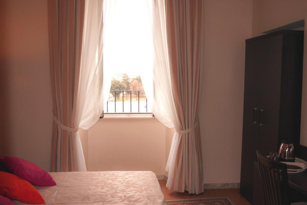 Laterani Suite Ρώμη Δωμάτιο φωτογραφία